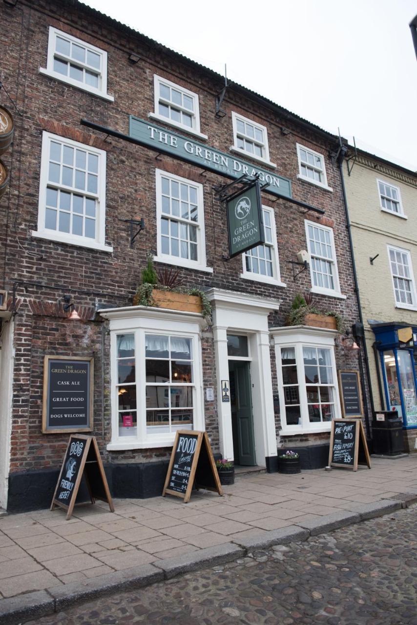 The Green Dragon At Bedale Exteriör bild
